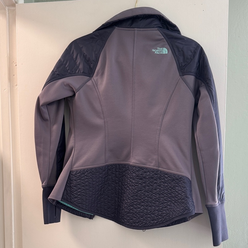 The North Face Women's purple Hybrid Utility Jacket - Picture 3 of 3